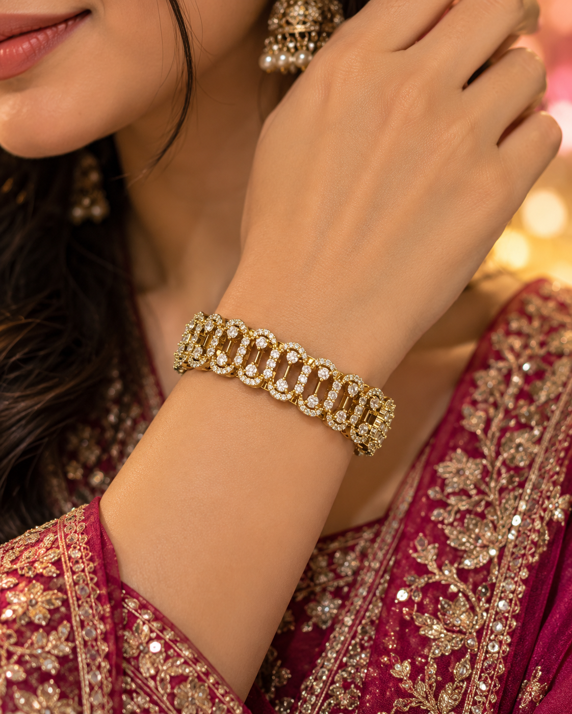 Elegant Gold-Tone Crystal Link Bracelet