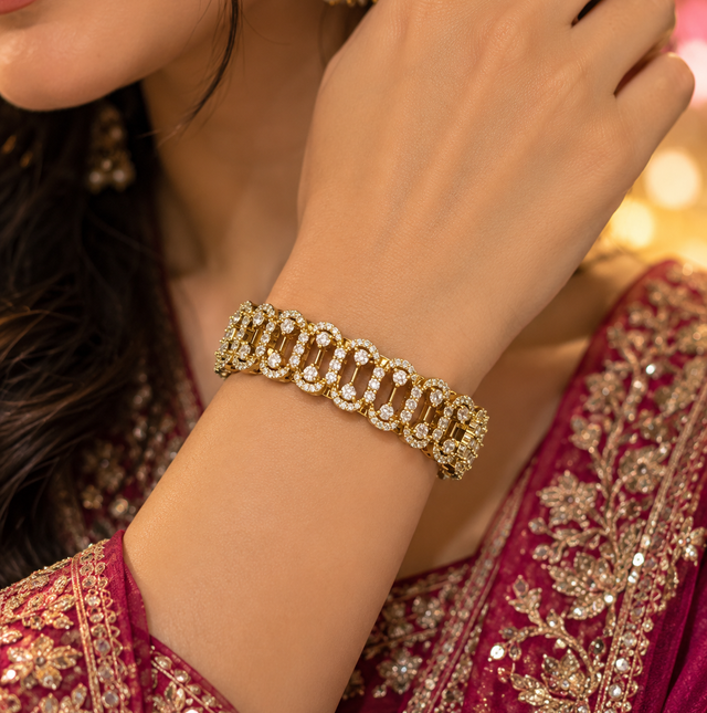 Elegant Gold-Tone Crystal Link Bracelet