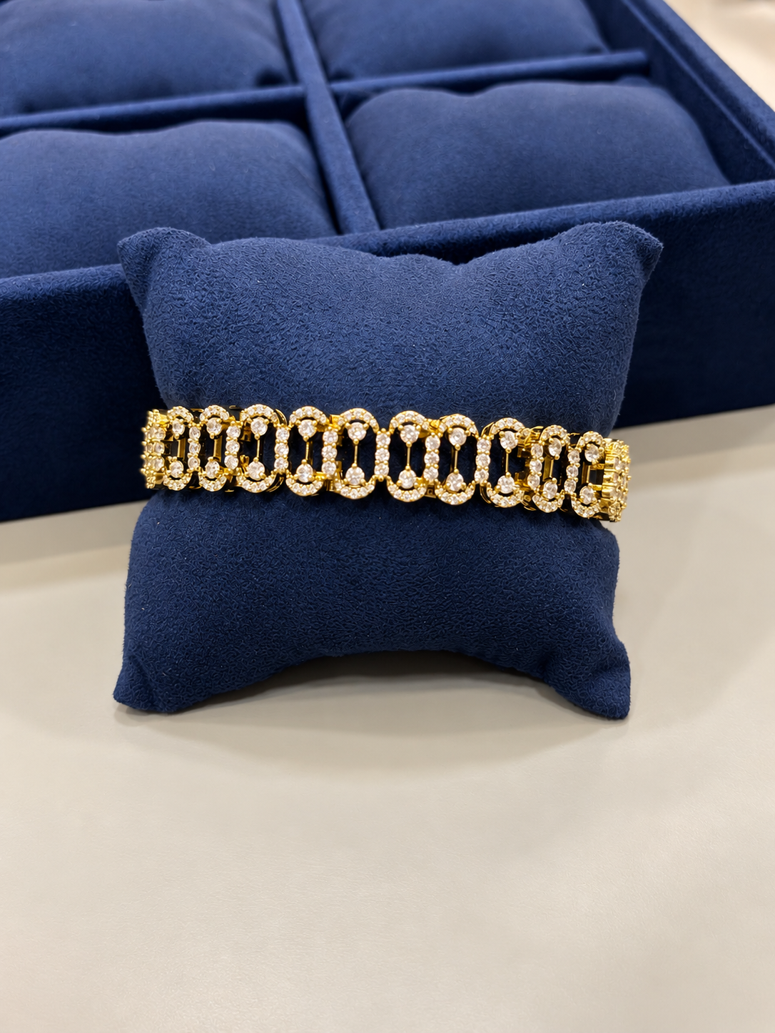 Elegant Gold-Tone Crystal Link Bracelet