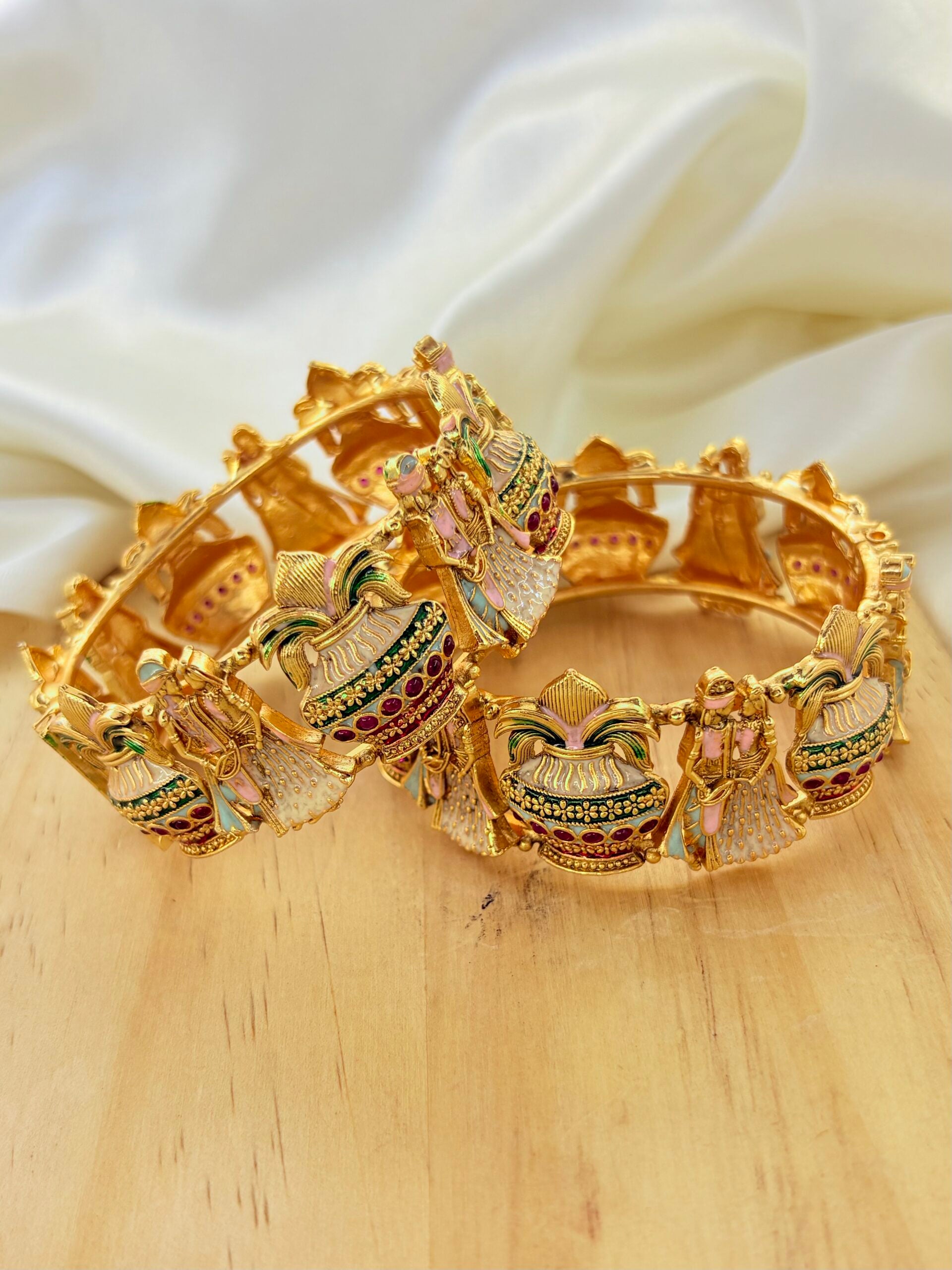 Prem Kalash rajwada bangles image 1
