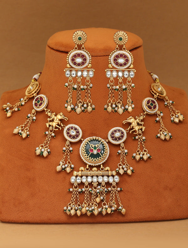 GAJ ELEGANCE NECKLACE image 2