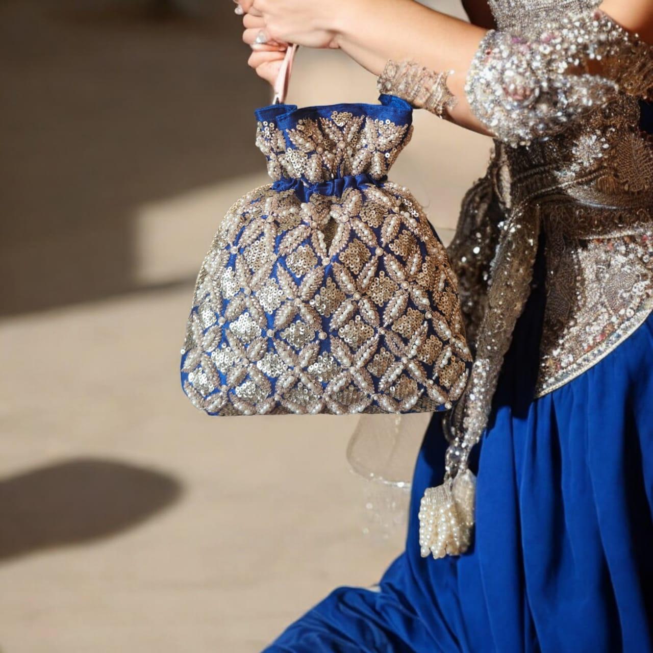 Zari charm potli image 2