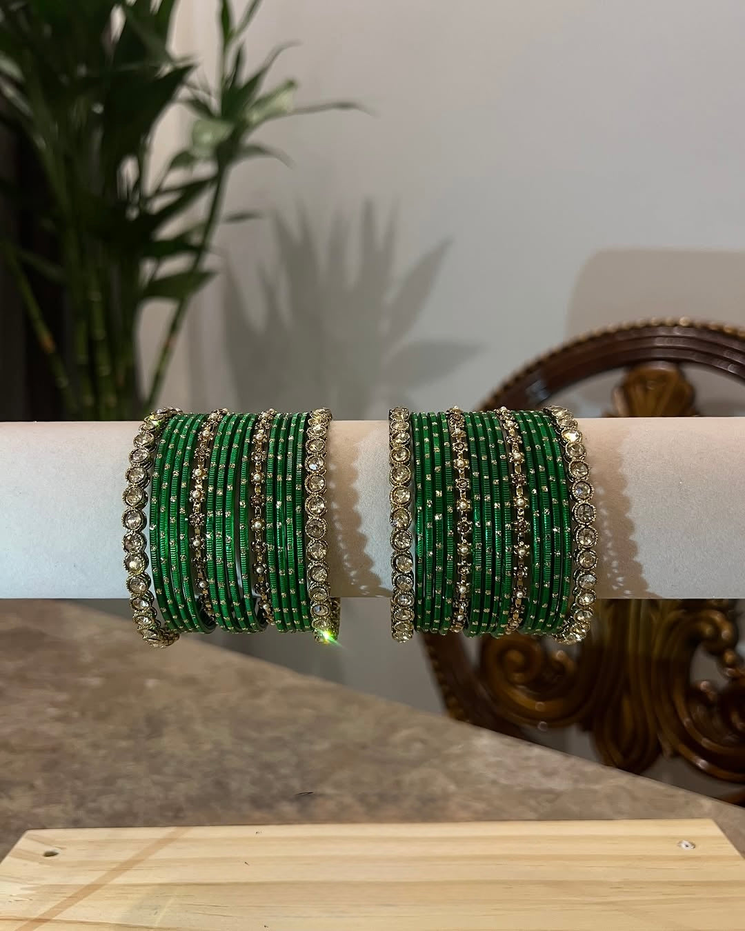 Sleek bangle set - green, 2-8 image