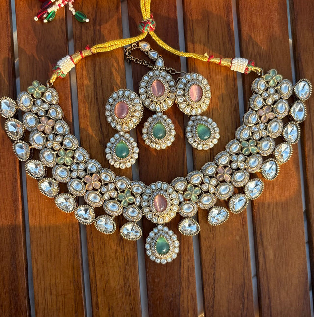 AARZU NECKLACE image 0