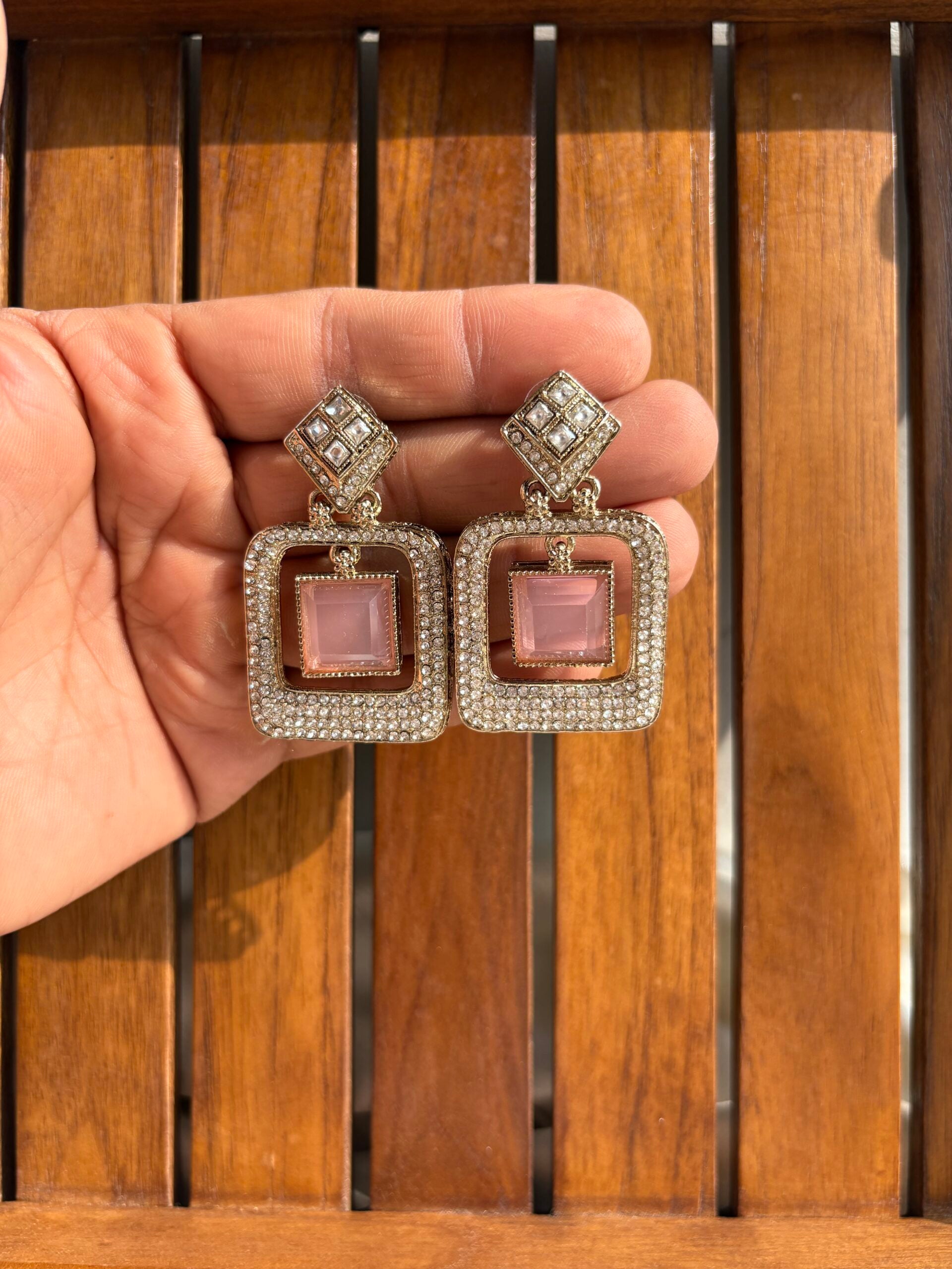 ZIRCONIA EARRINGS image 1