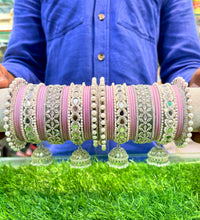 Silver flower bangle set image 0
