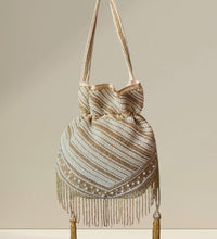 Velour potli image 0