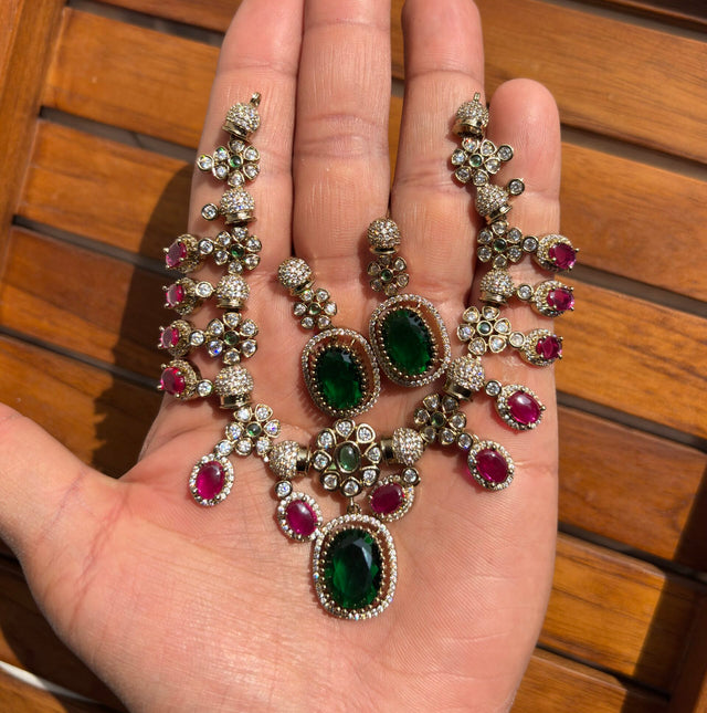 GULZAAR NECKLACE (AD) image 1