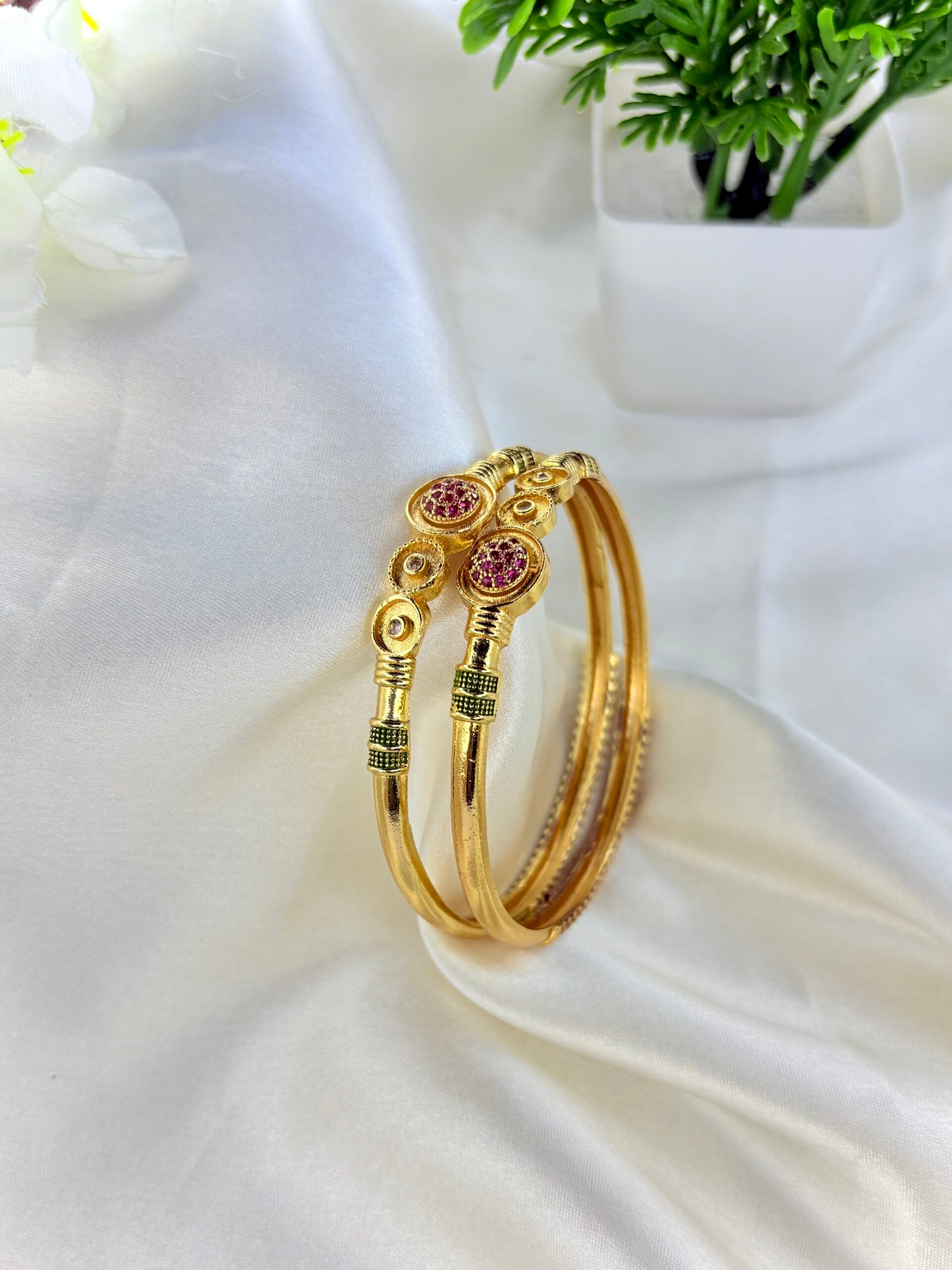 Shine premium bangles image 0