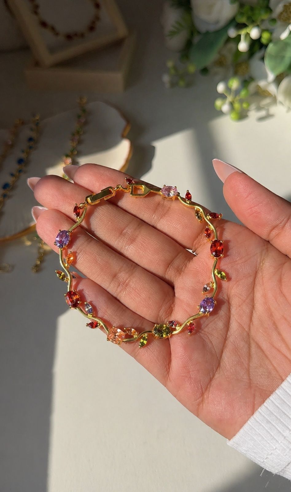 Tulip bracelet image 4