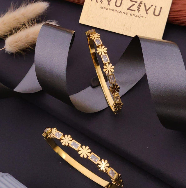 Gold Plated Floral Bracelet image 0