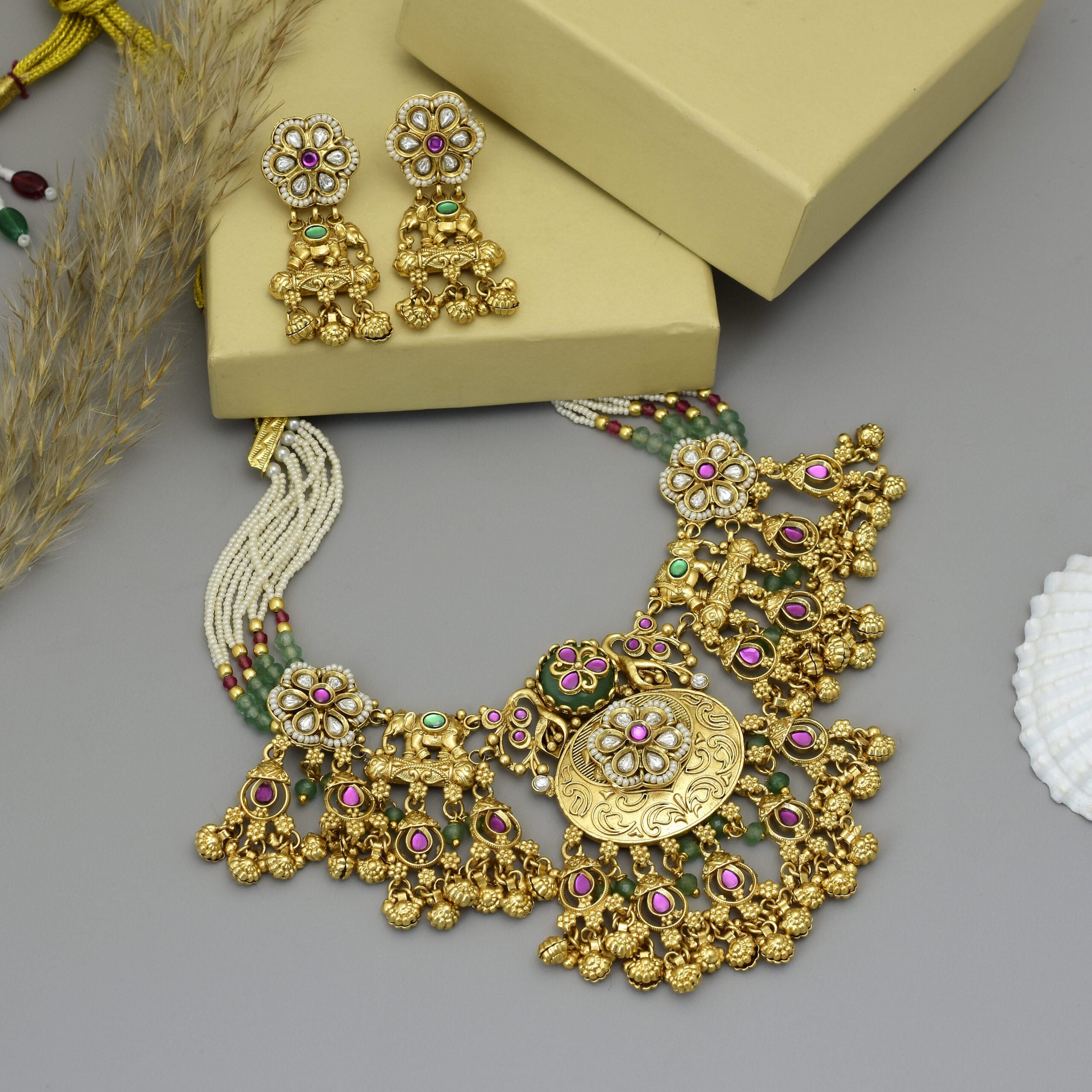 LIHAZ NECKLACE image 0
