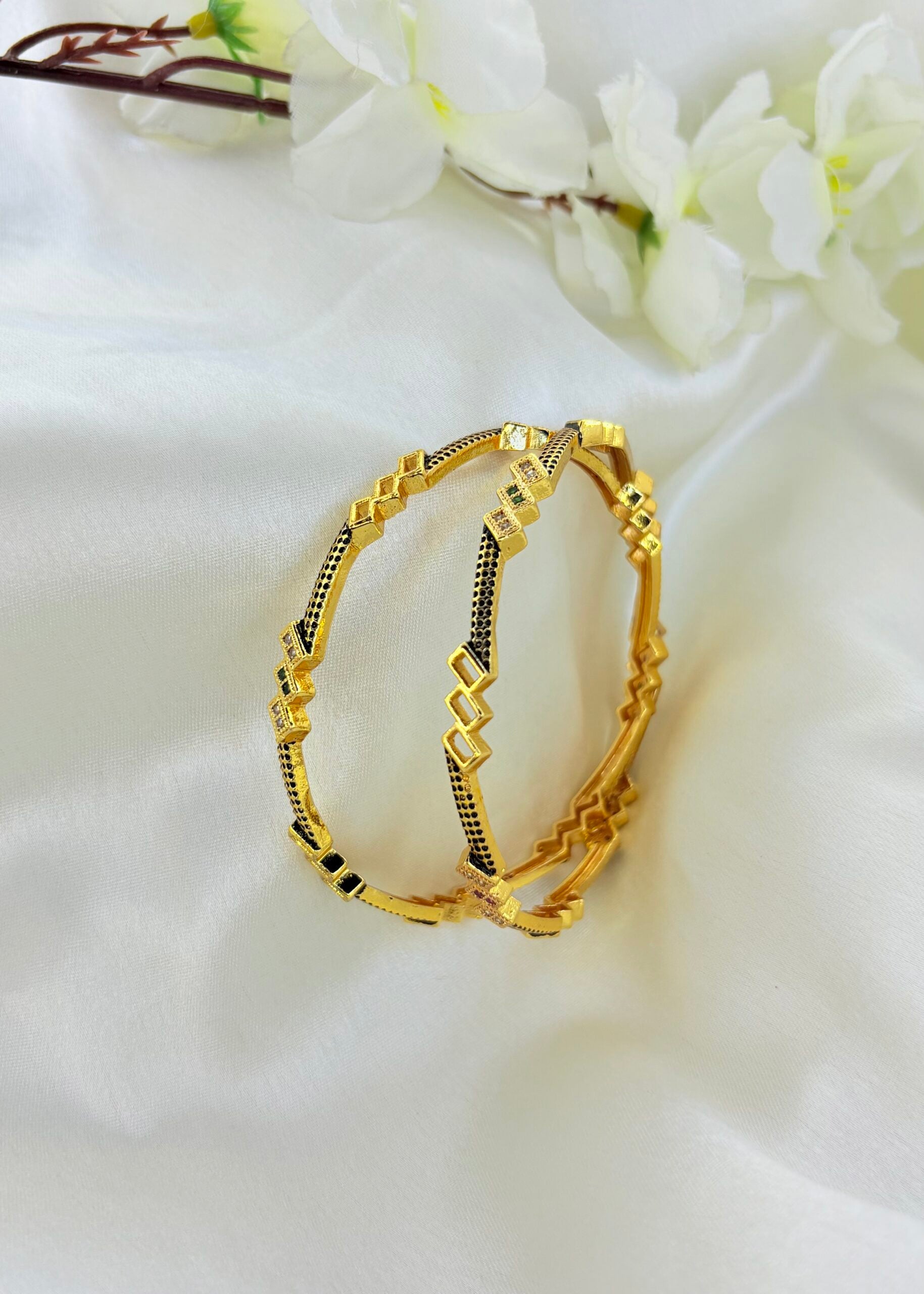 Amber touch bangle image 0