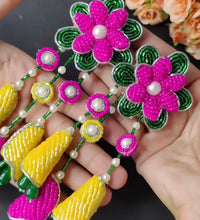 Flower drop earrings image 2