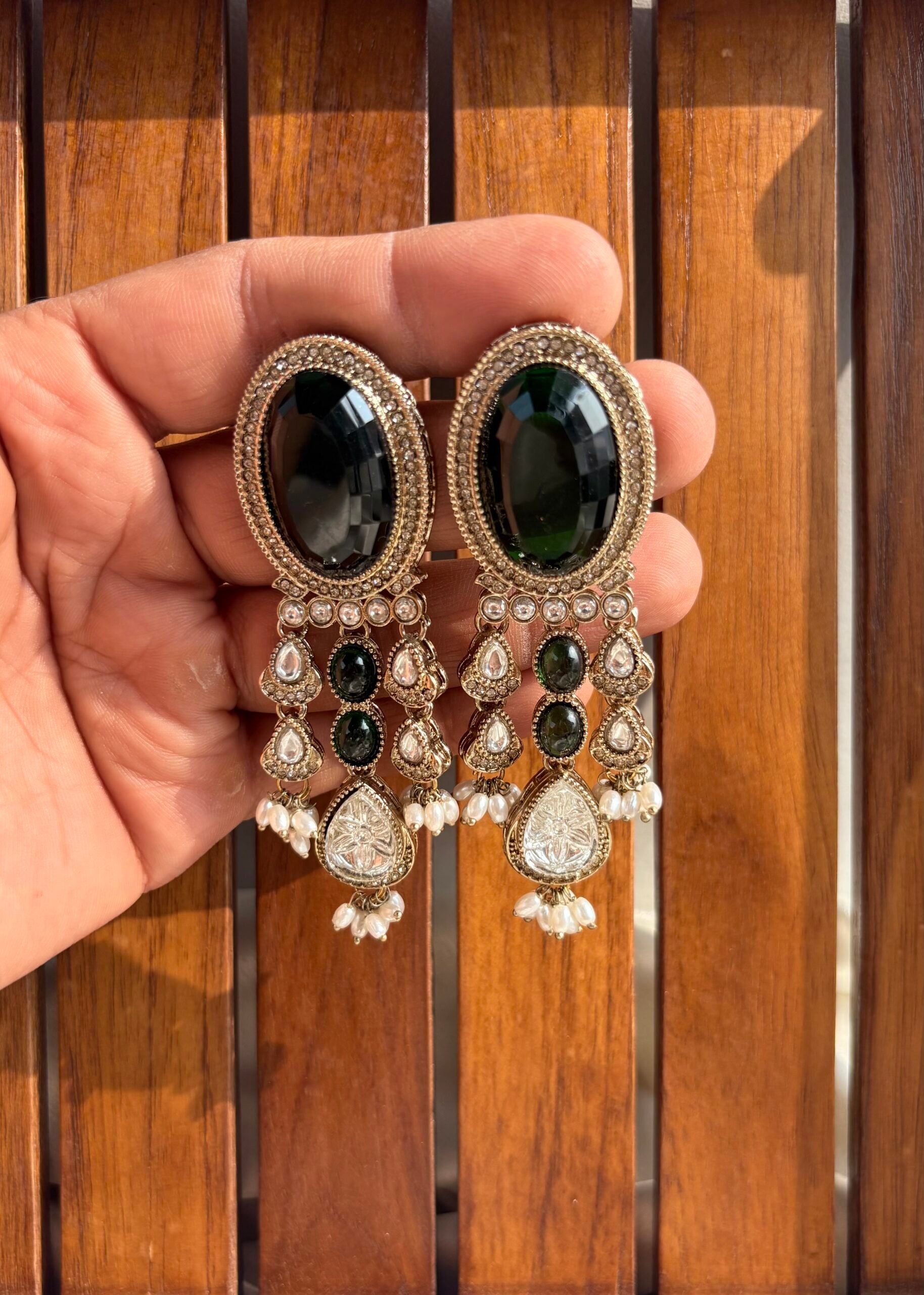 REGAL DROP EARRINGS image 4