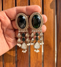REGAL DROP EARRINGS image 4