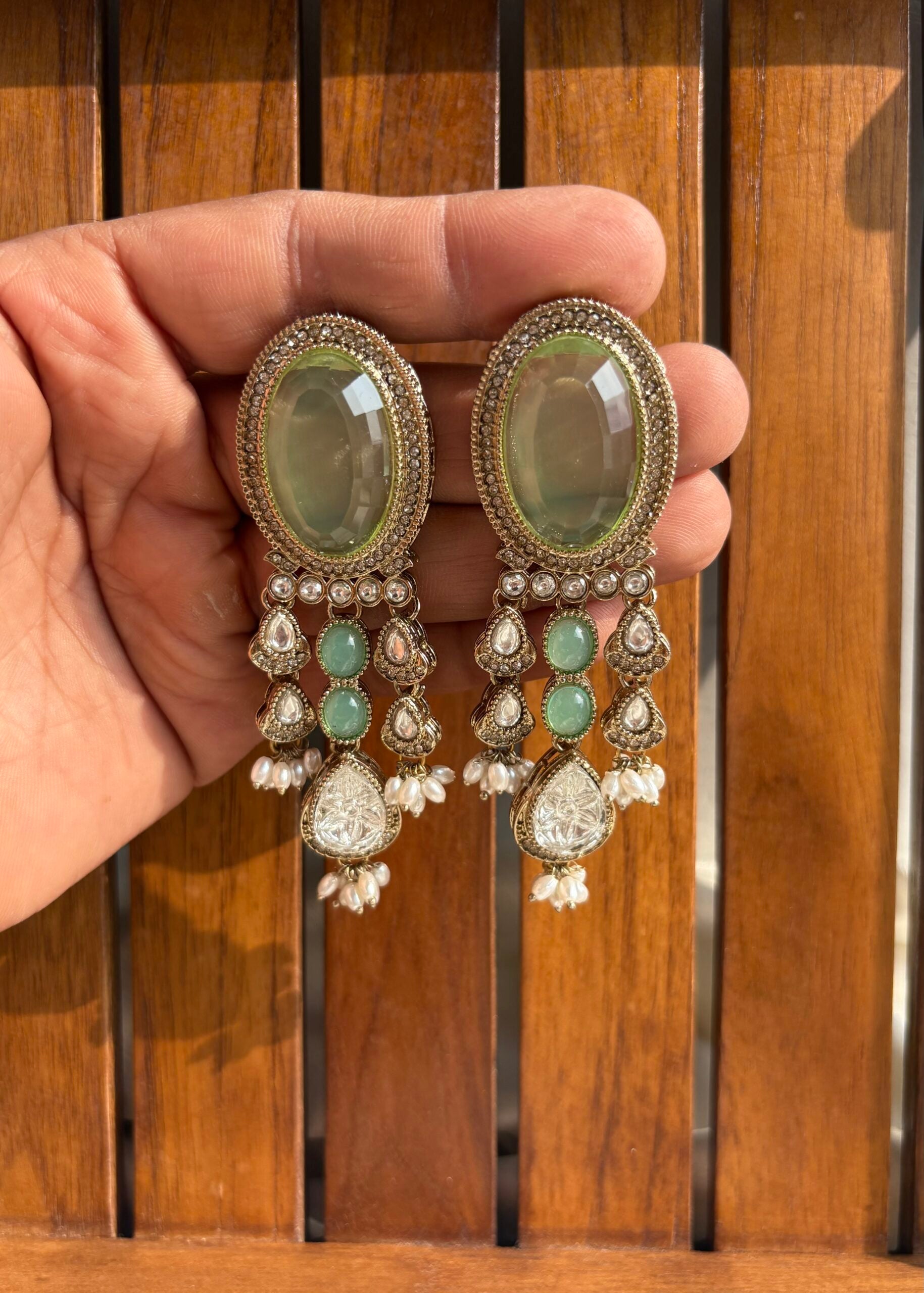 REGAL DROP EARRINGS - Sea Green image