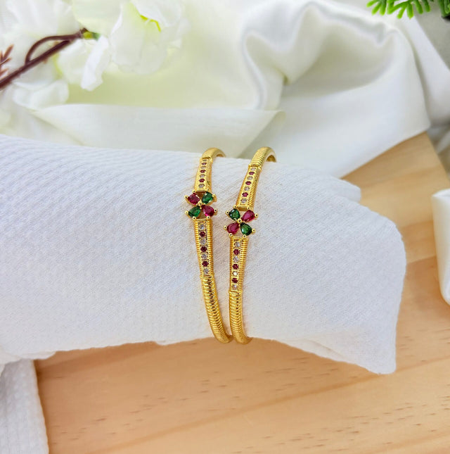 Glossura bangles image 0