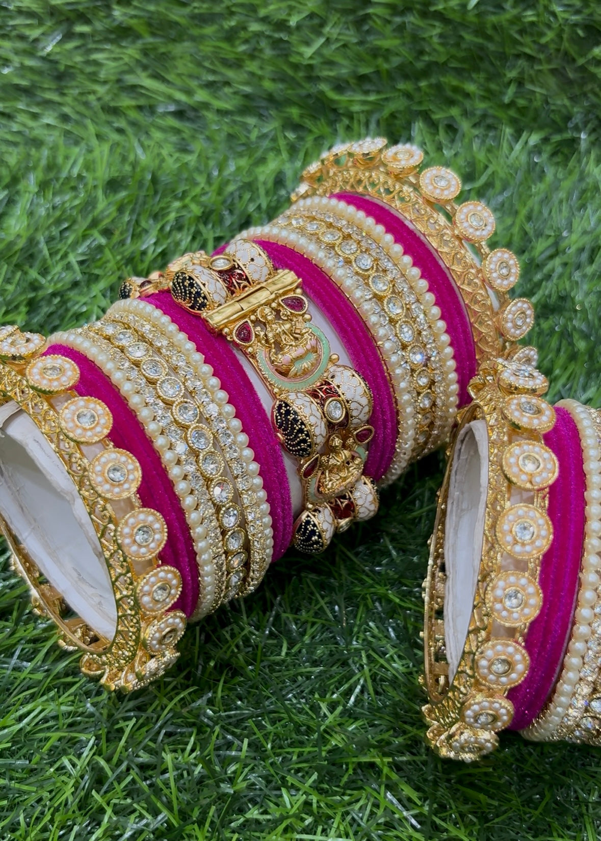 Rajwada laxmi bangle set image 1