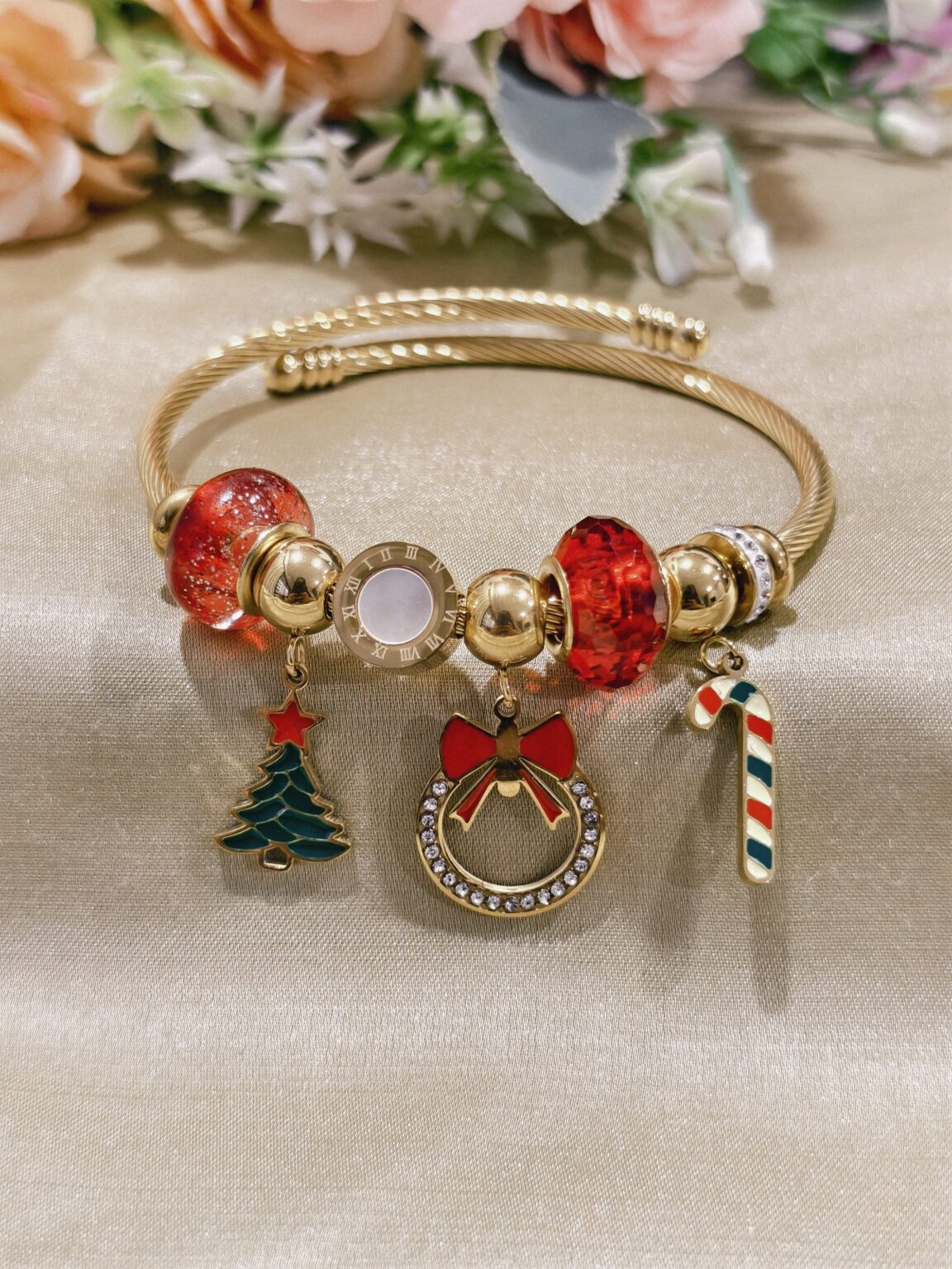 Christmas charm Bracelet image 1