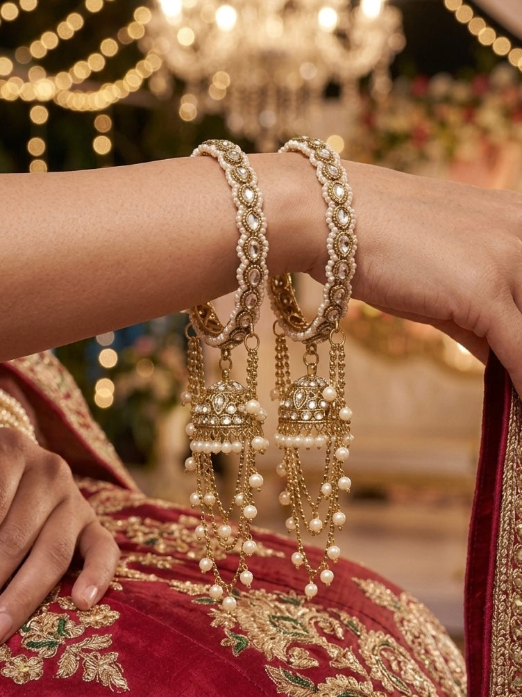 Classy jhoola jhumki bangles(one hand) image 0