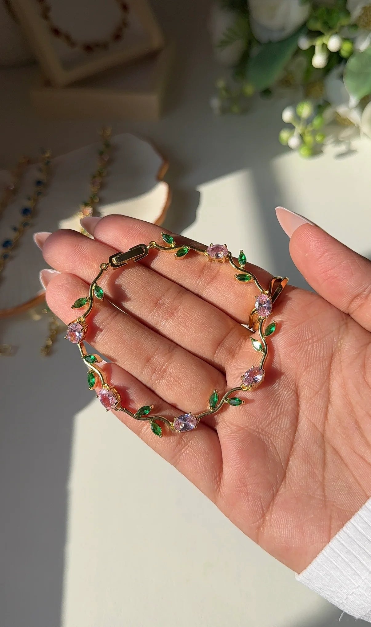 Tulip bracelet - Pink and green image