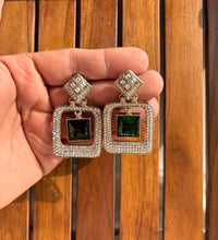ZIRCONIA EARRINGS - Emerald Green image
