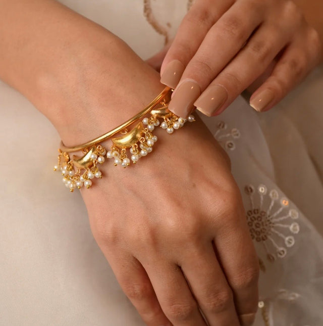 CHANDRIKA BRACELET(PAIR) image 0
