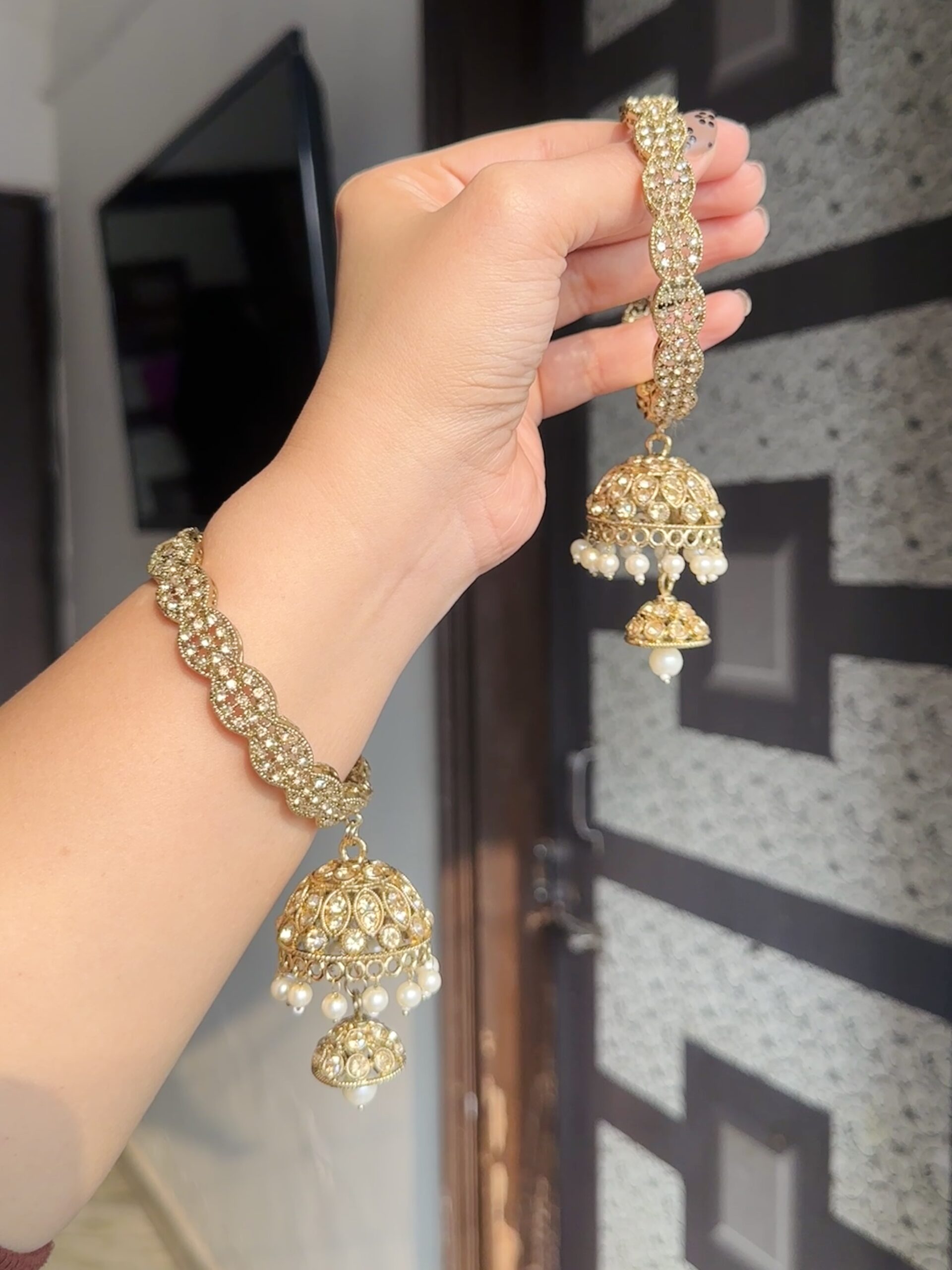 Classy drop antique jhumka image 1