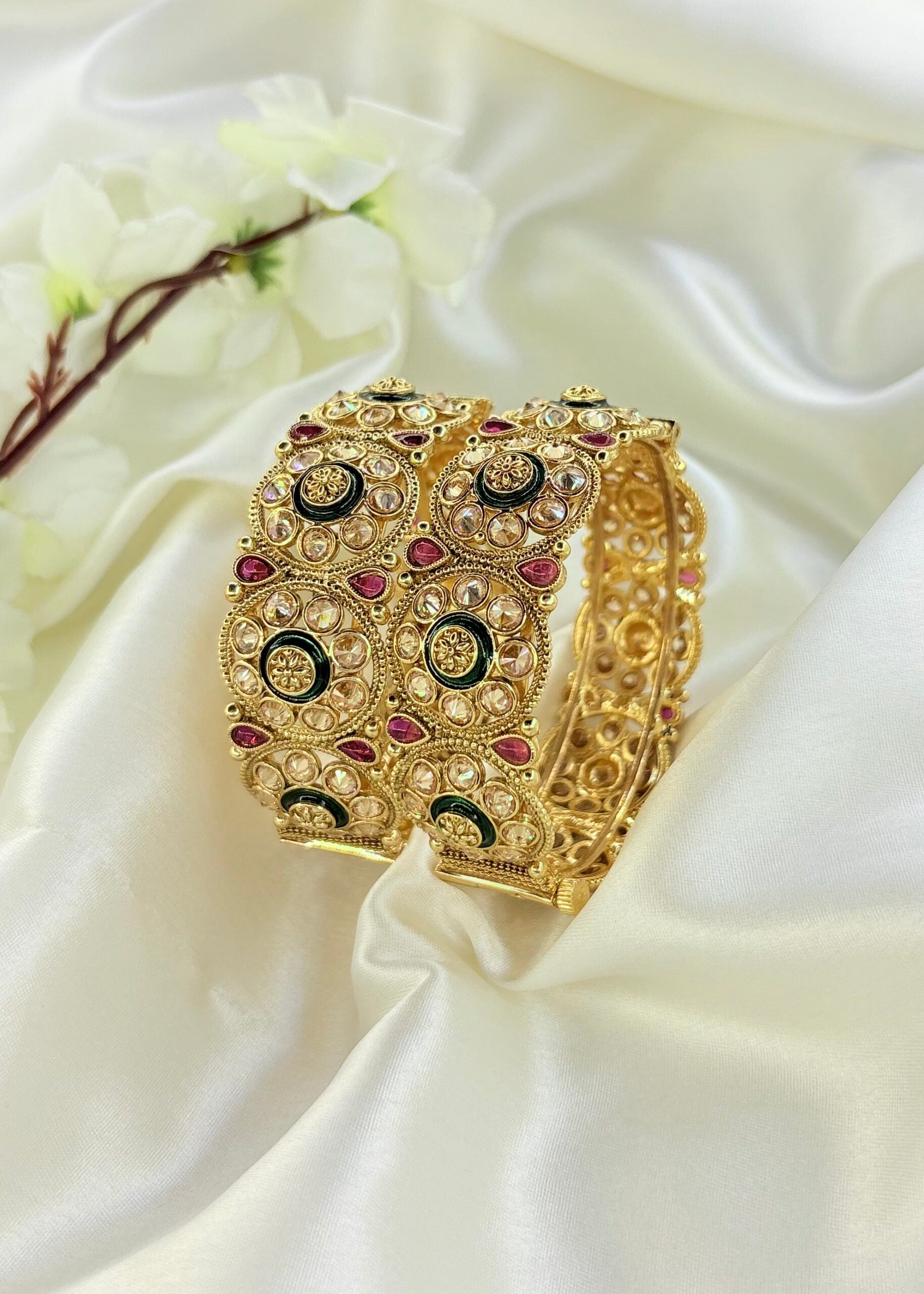 Swarna ruby green kada image 0
