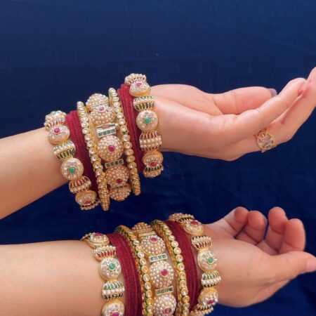 Pearl rajwada screw bangle set