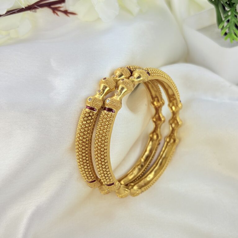 Sunheri glow bangles