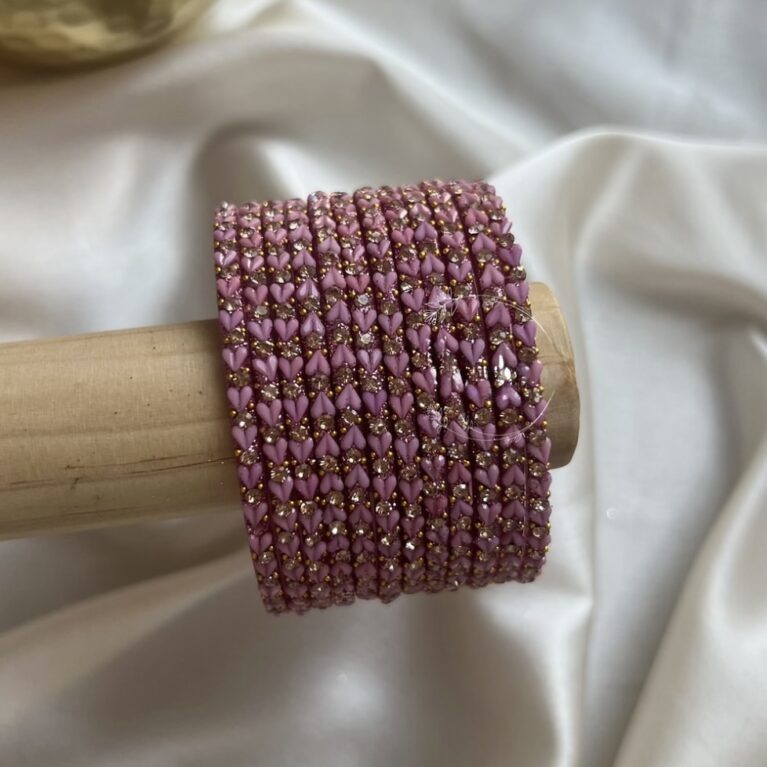 Starlit Harmony– Luxe Heart Glass Bangles