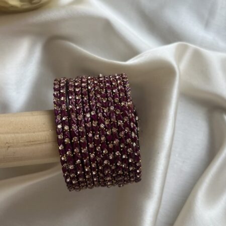 Starlit Harmony– Luxe Heart Glass Bangles