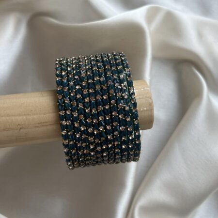 Starlit Harmony– Luxe Heart Glass Bangles