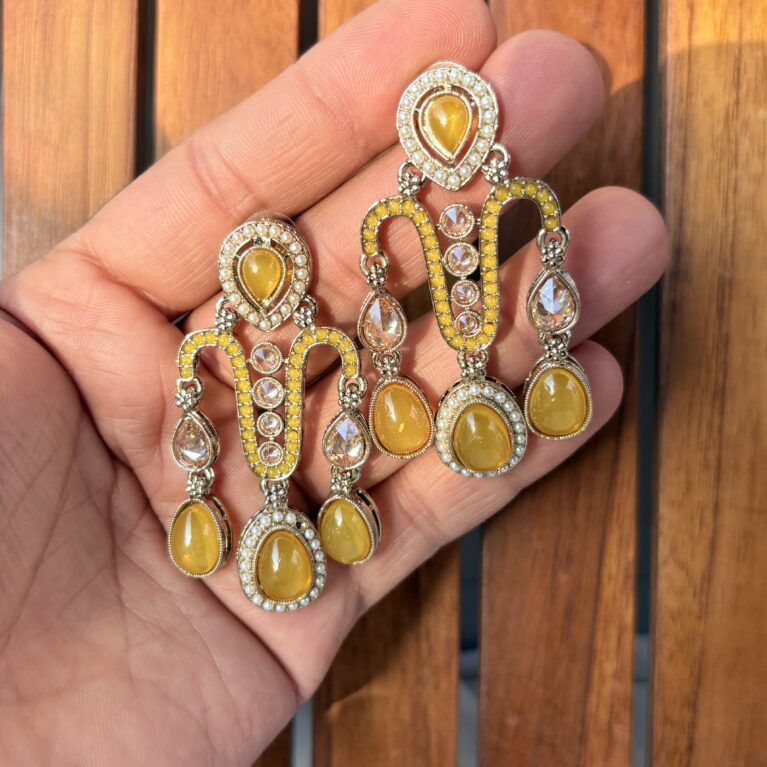 Kundan earrings