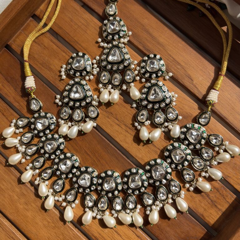 NAZARA NECKLACE SET